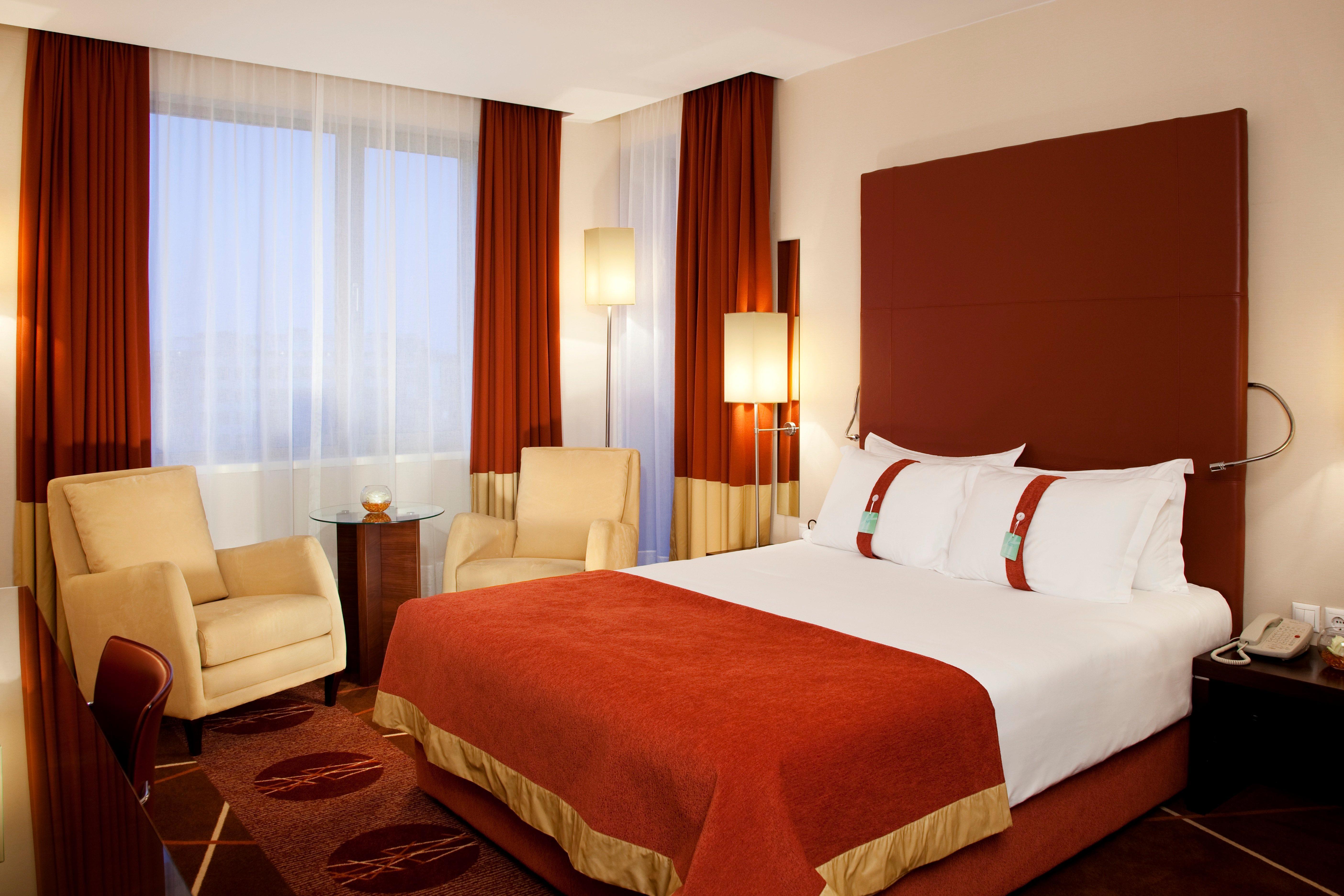 Crowne Plaza Sofia By Ihg — Photos 2